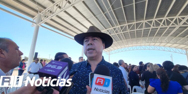 Avanza ISIFE en trabajos de adecuación eléctrica en 50 Planteles educativos de Sinaloa