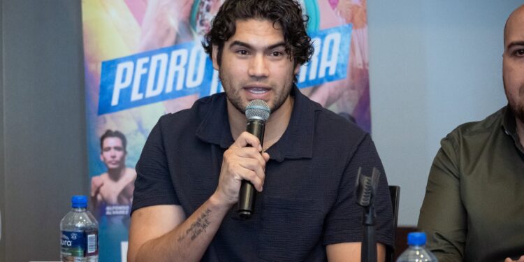 Gilberto ‘Zurdo’ Ramírez defiende su título en junio y está listo para una posible revancha contra Bivol