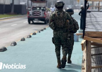 Presencia militar “desfila” por Av. Del Mar de cara al Desfile de Carnaval de mañana domingo