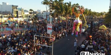 PC Mazatlán presume afluencia de 450 mil visitantes en el primer Desfile del Carnaval