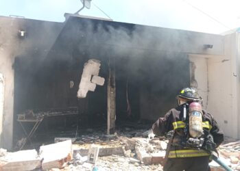 Incendio de vivienda en Santa Fe deja dos personas sin vida en Mazatlán