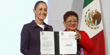 Sheinbaum firma y envía al Congreso las reformas para atención a desaparecidos
