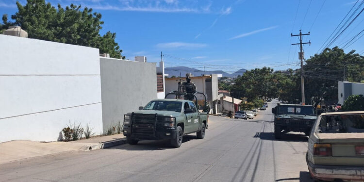 Hombre estaba secuestrado y logra escapar en Valle Alto, Culiacán