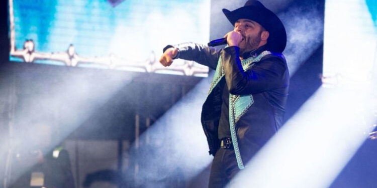 Filtran la millonaria cantidad de dinero que cobró Gerardo Ortiz por sus conciertos ligados al CJNG