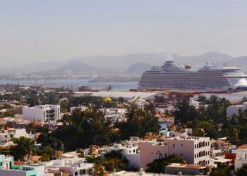 Mazatlán recibe dos cruceros este miércoles con más de 6 mil pasajeros