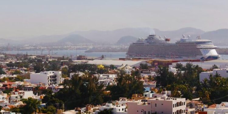 Mazatlán recibe dos cruceros este miércoles con más de 6 mil pasajeros