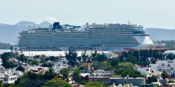 Mazatlán recibe al crucero Navigator of the Seas este lunes 21 de abril