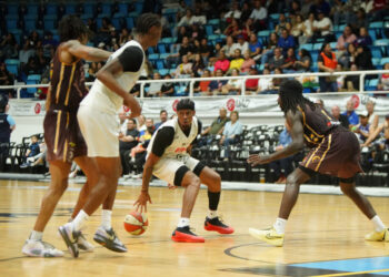 Intensidad de Venados Basketball sobre la duela del Lobo Dome los lleva a vencer a Frayles de Guasave