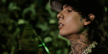 Natanael Cano ‘llora sangre’ y explota contra la censura de los narcocorridos: “Quieren tapar el Sol con un dedo”