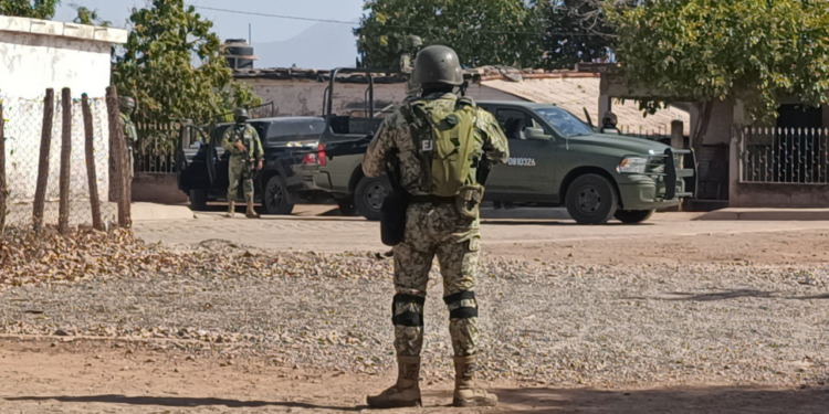 Capturan a “El Cholo” en Sinaloa; lo trasladan a instalaciones de la FGR en Culiacán