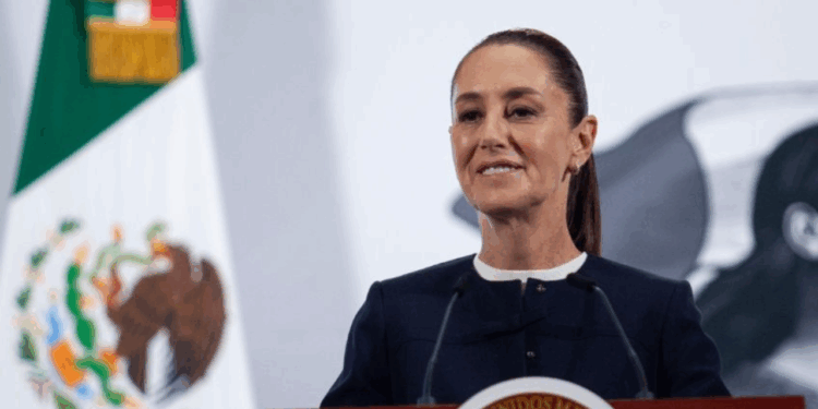 Un alivio, órdenes ejecutivas de Trump que reducen impacto de aranceles a los automóviles, dice Sheinbaum