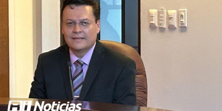 “El Compromiso es con la democracia y la ciudadanía”: Donato Vega