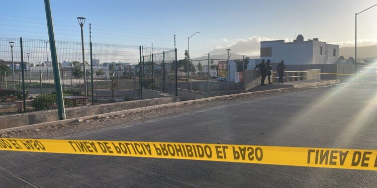 Asesinan a un hombre y una mujer en Vistas del Lago, Culiacán