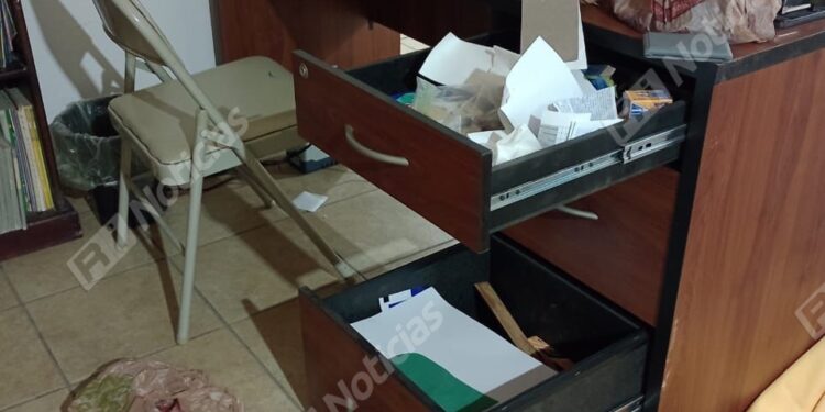 Roban en oficinas de Supervisión Escolar en Guasave durante Semana Santa