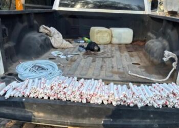 Secretaria de Marina asegura arsenal y explosivos en San Ignacio