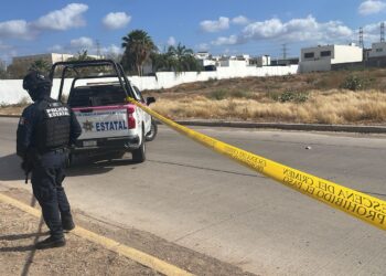 Localizan a hombre asesinado a balazos por el “malecón nuevo”, en Culiacán