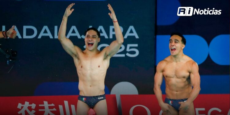 Osmar Olvera y Juan Celaya ganan el oro en Copa Mundial de clavados