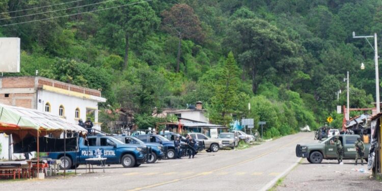 Confirman enfrentamiento armado en El Palmito, Concordia