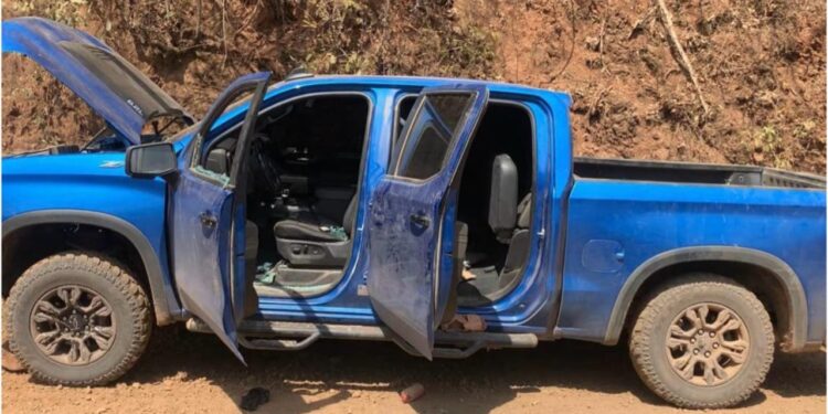 Militares aseguran cuatro vehículos en Mazatlán y Concordia