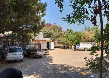 Asesinan a balazos a hombre adentro de una tienda, en Culiacán