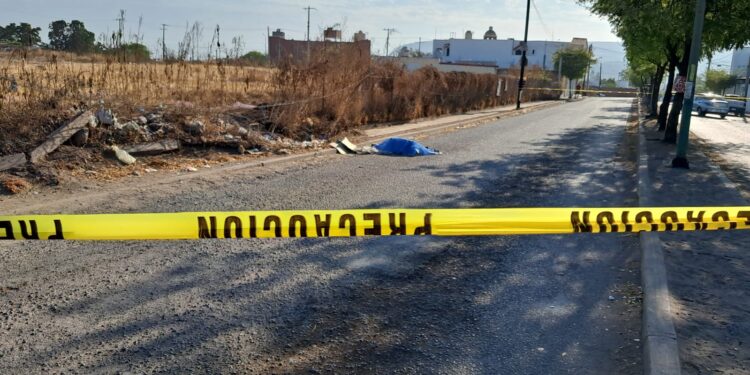 Localizan a hombre asesinado a balazos en la colonia Provincia, en Culiacán