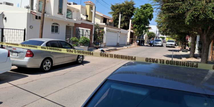 Ejecutan a hombre a rafagazos en la colonia Universitarios, en Culiacán