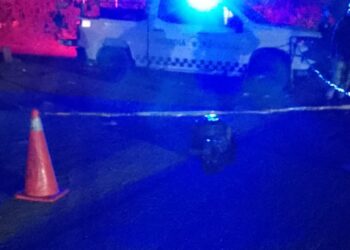 Localizan cuerpo encintado y con un mensaje en la sindicatura de Costa Rica, en Culiacán