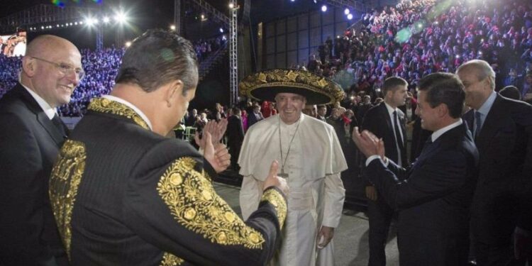 Peña Nieto reaparece en redes: lamenta muerte del Papa Francisco y recuerda su encuentro en 2016