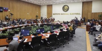 INE avala reglamentos para asumir funciones del INAI; se enfocará en acceso a información de partidos políticos