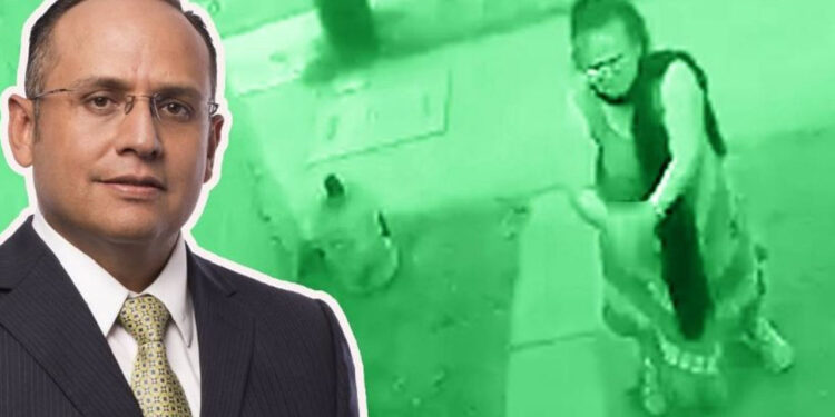 “Los verdaderos delincuentes están en libertad”, exdiputado asiste a audiencia de su madre Carlota “N” en Chalco