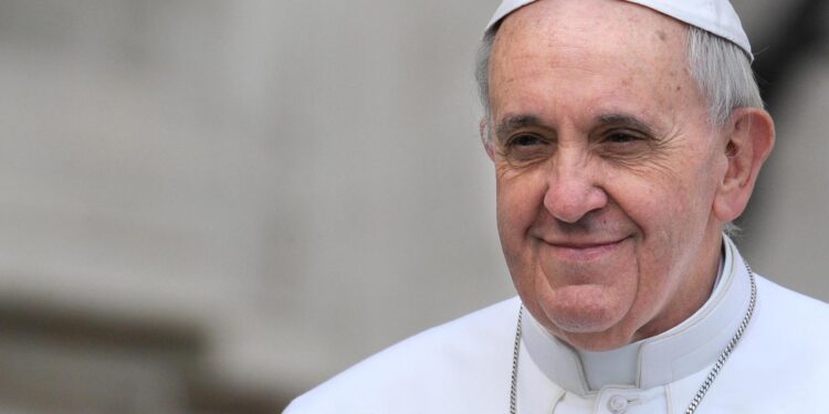 “Estuvo cerca de los pobres, es una pérdida dolorosa”: Sheinbaum tras muerte del papa Francisco