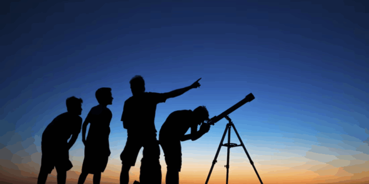 Desde Luna de Fresa hasta Solsticio de Verano; los eventos astronómicos de junio 2025