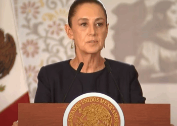 Sheinbaum anuncia aumento salarial a maestros; 9 % retroactivo a enero y 1 % a partir de septiembre