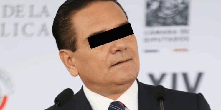 Jueza federal frena por tiempo indefinido la detención del exgobernador Silvano Aureoles