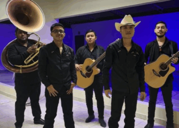 Grupo Fugitivo cantó un día antes de su desaparición polémico corrido de Los Alegres del Barranco