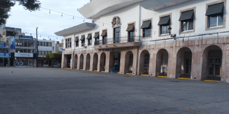 Sellan oficinas y resguardan carros del ayuntamiento de Mazatlán por elecciones del PJF