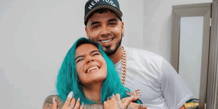 Karol G habla por primera vez de su relación ‘tóxica’ con Anuel AA; “Sentía como que me iba a morir”