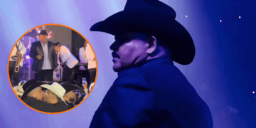 Chuy Lizárraga es acusado de homofóbico por su reacción al ver a dos hombres besándose en su concierto
