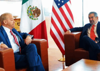 Embajador de EU reconoce a México por su creciente cooperación en seguridad