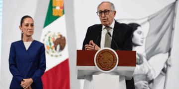 Buscan posicionar al país como líder en la industria farmacéutica mediante Plan México