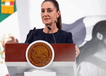 “Ojalá pudiéramos dar más”: Sheinbaum defiende aumento a salario de maestros