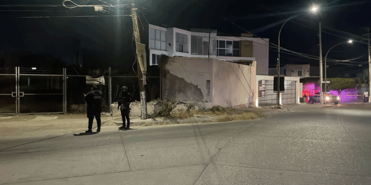 Envuelto y sin vida, localizan a un hombre la noche de este domingo en Culiacán