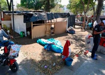 Migrantes obtienen protección legal; no serán obligados a dejar campamento