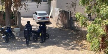 Localizan automovil baleado en Juntas del Humaya, en Culiacán