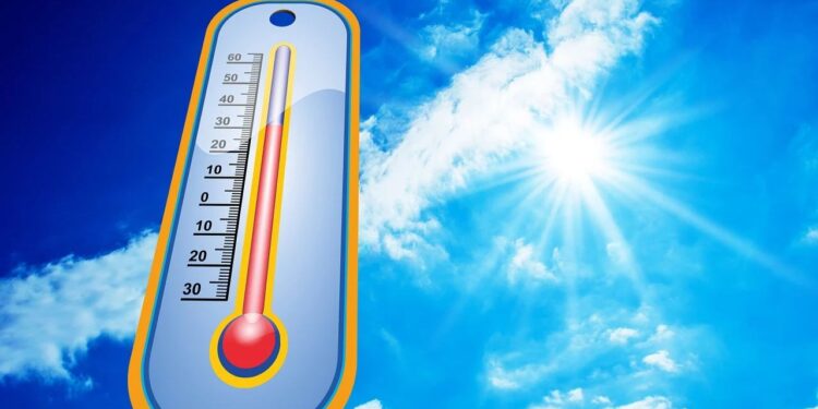 Protección Civil advierte altas temperaturas en Mazatlán; podrían alcanzar los 40 °C