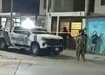 Mujer es herida de bala en su domicilio, en Fraccionamiento del Valle