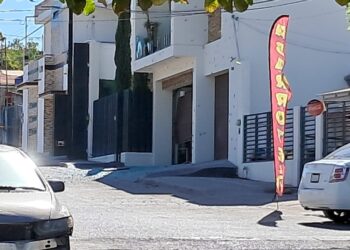 Ataque a balazos a dos domicilios en la colonia Lázaro Cárdenas deja un hombre sin vida