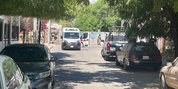 Encuentran hombre asesinado a balazos en la colonia Gabriel Leyva, en Culiacán