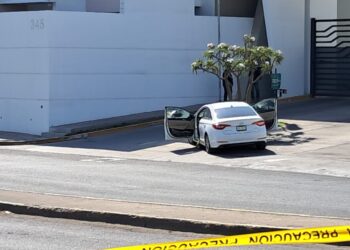 Atacan a balazos a automovilista frente al Parque Culiacán 87
