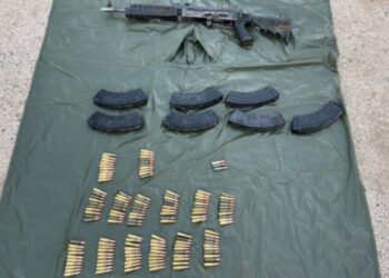 Tras agresión en Elota, Ejército Mexicano y Guardia Nacional aseguran un arma, cargadores y cartuchos